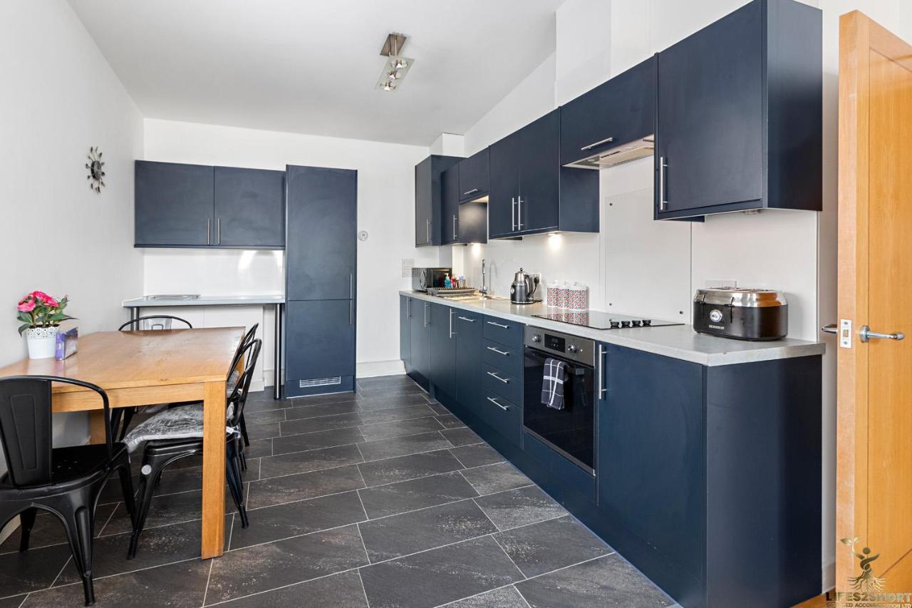Smythen St, 2 Bed Apartment With Balcony Exeter Exterior foto