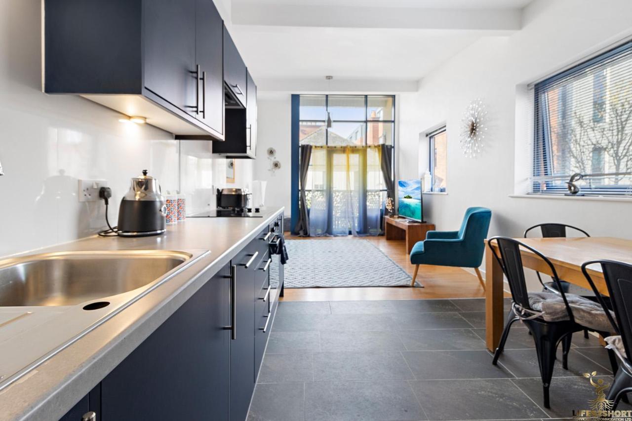 Smythen St, 2 Bed Apartment With Balcony Exeter Exterior foto